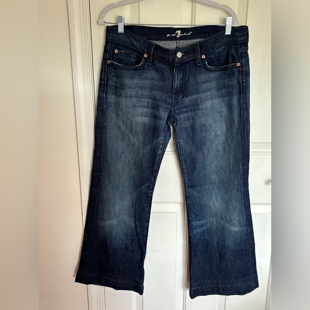 Seven for all Mankind women’s jeans. Wide leg. Size 31